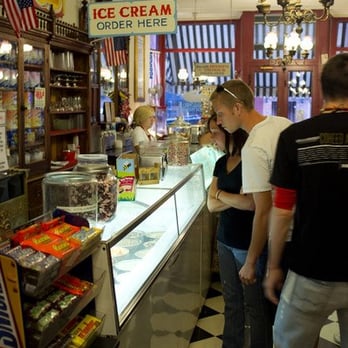 American Old Fashioned Ice Cream Parlor - Ice Cream & Frozen Yogurt Near Me - Galena, Illinois American Old Fashioned Ice Cream Parlor - Ice Cream & Frozen Yogurt Near Me - Galena, Illinois