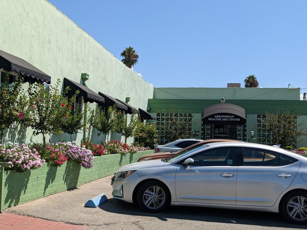 ARROWHEAD HOME Updated September 2024 10 Photos 4343 N Sierra Way