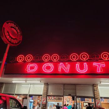 Gibson's Donuts - Donuts Near Me - Memphis, Tennessee