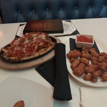The Desmond Spirits and Oven - Cheese curds and pizza fries! - New American Near Me - Phoenix, Arizona The Desmond Spirits and Oven - Cheese curds and pizza fries! - New American Near Me - Phoenix, Arizona