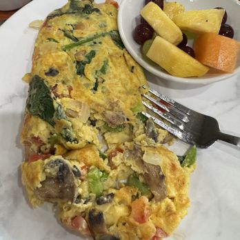 Bespoke Café + Kitchen - Veggie Omelet - Breakfast & Brunch Near Me - Springfield, Illinois Bespoke Café + Kitchen - Veggie Omelet - Breakfast & Brunch Near Me - Springfield, Illinois