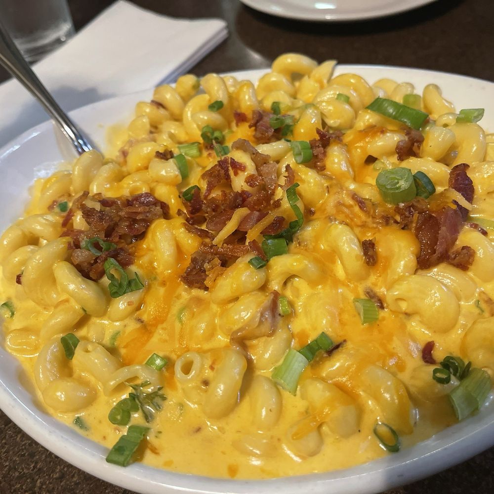 The Upper Room Kitchen - Loaded Mac N Cheese - New American Near Me - Tracy, California The Upper Room Kitchen - Loaded Mac N Cheese - New American Near Me - Tracy, California