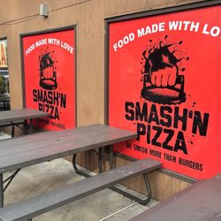 Smash’n Pizza