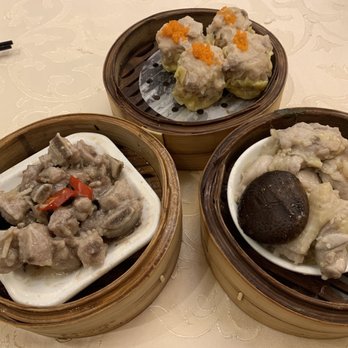 Casa Victoria - Top - pork siu mai Left - steamed pork ribs Right steamed chicken w/mushroom - Chinese Near Me - Markham, Ontario Casa Victoria - Top - pork siu mai Left - steamed pork ribs Right steamed chicken w/mushroom - Chinese Near Me - Markham, Ontario