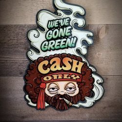 Luna's Seafood - Cash only