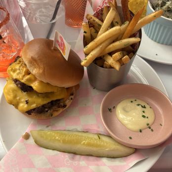 Malibu Barbie Cafe - My cheeseburger. So good - Cafes Near Me - Las Vegas, Nevada