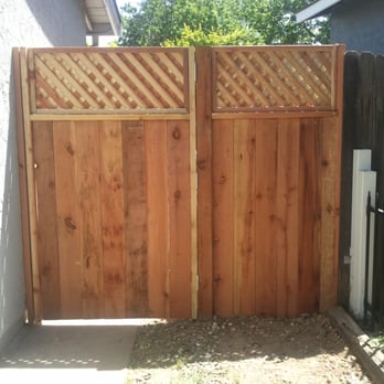 Fence Lifts - Side gate that opens outward to save space! This is awesome, pretty and functional!! - Fences & Gates Near Me - Roseville, California Fence Lifts - Side gate that opens outward to save space! This is awesome, pretty and functional!! - Fences & Gates Near Me - Roseville, California