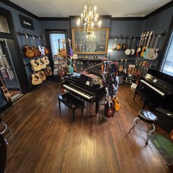 Shuffs Music & Piano Showroom