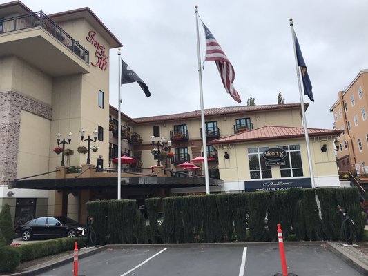 5th Street Public Market by null