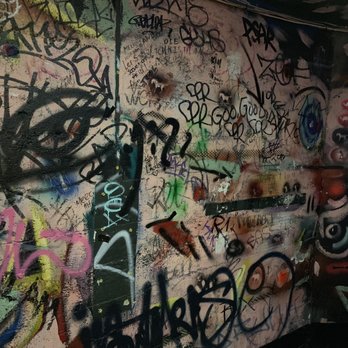 Les Foufounes Electriques - Bars Near Me - Montreal, Quebec Les Foufounes Electriques - Bars Near Me - Montreal, Quebec