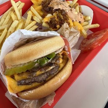 In-N-Out Burger - Burgers Near Me - Fresno, California