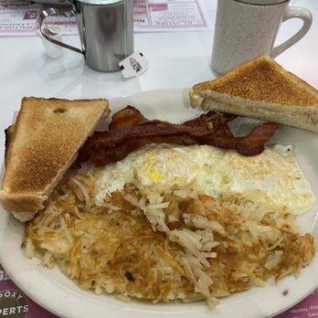 New Hamburg Diner - Breakfast - Diners Near Me - Hamburg, Pennsylvania New Hamburg Diner - Breakfast - Diners Near Me - Hamburg, Pennsylvania
