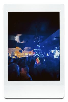 Crush Dance Bar by null