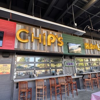 Chip's Old Fashioned Hamburgers - Outside seating - Fish & Chips Near Me - Plano, Texas