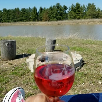 Vermilion Valley Vineyards - Wineries Near Me - Amherst, Ohio