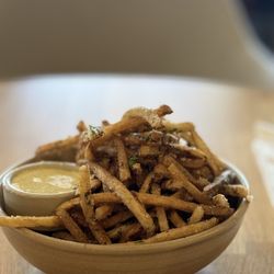 Lyla - Truffle fries