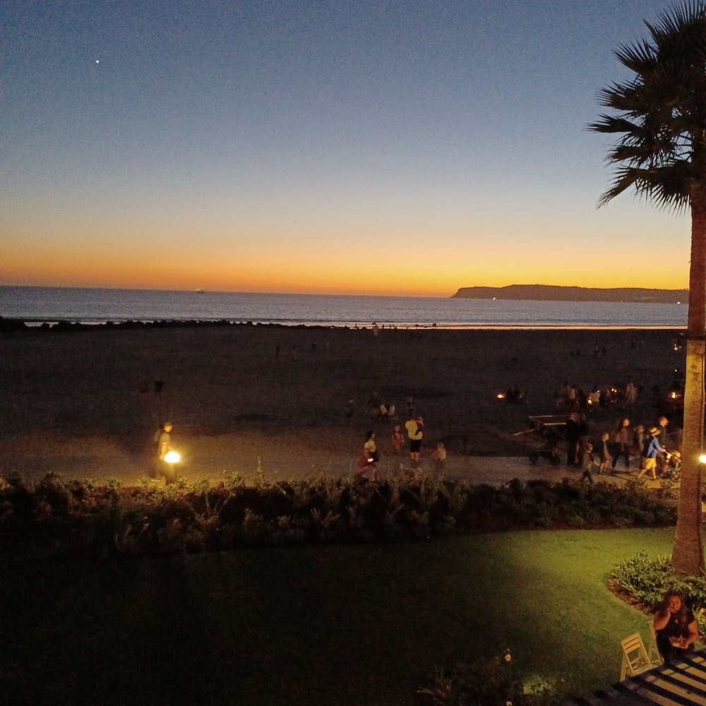 Sun Deck - Sunset at the pool bar/sun deck - American Near Me - Coronado, California