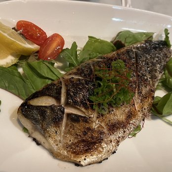 Raku Japanese Kitchen - Japanese Near Me - West Vancouver, British Columbia