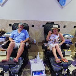 VIP Nail Lounge & Spa