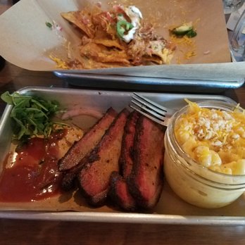 Wheelfish - 1/2 lb brisket and mac n' cheese (to be fair I did eat one piece of brisket before the pic, It was delicious!) - Bars Near Me - Pittsburgh, Pennsylvania