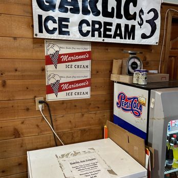 The Garlic Shoppe - Garlic ice cream...cheaper than you'll find at the fruit stands. - Specialty Food Near Me - Gilroy, California