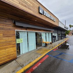 Yen Sushi & Sake Bar - Los Angeles