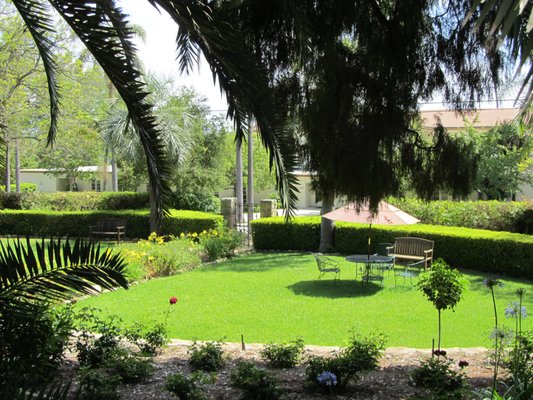 Alexander Gardens by null