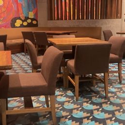 Very comfortable chairs , clean restaurant Very comfortable chairs , clean restaurant
