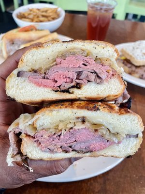 MGM Roast Beef by null