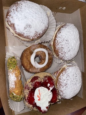Chicago Pastry by null