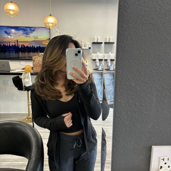 Peron Beauty Studio - New hairdo - Hair Salons Near Me - Tarzana, California Peron Beauty Studio - New hairdo - Hair Salons Near Me - Tarzana, California