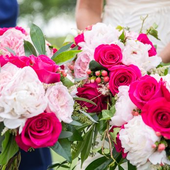 Planned Perfection - Aimee Rossi Photography - Florists Near Me - Fort Myers, Florida Planned Perfection - Aimee Rossi Photography - Florists Near Me - Fort Myers, Florida