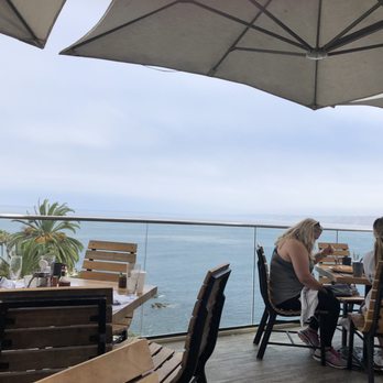 Duke's La Jolla - New American Near Me - La Jolla, California
