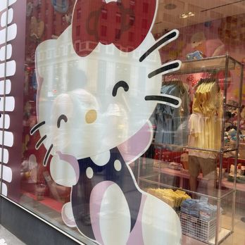 Hello Kitty Pop-Up in NYC - Pop-up Shops Near Me - New York, New York