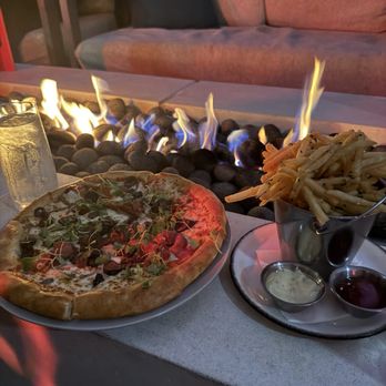 Rise Rooftop Lounge - San Marzano Pizza, Truffle Fries - Lounges Near Me - Anaheim, California