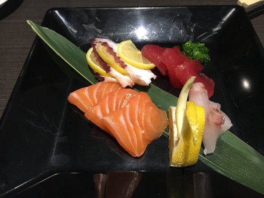 Sapporo Revolving Sushi by null