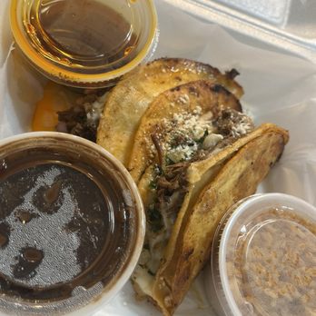 Uno Mas Mexican Cantina - Birria tacos to go - Mexican Near Me - Longwood, Florida