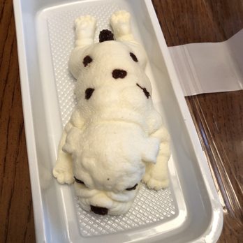 Timeless Tea - White Cheesecake Bull Dog Mousse - Desserts Near Me - Seattle, Washington