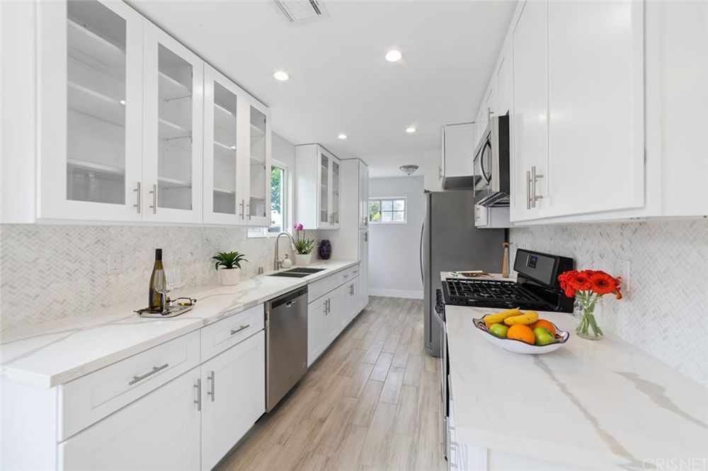 Slide of EGN Builders Group