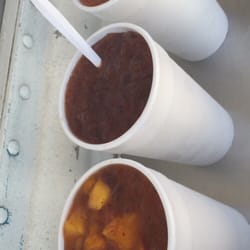 Raspados Sr. Yeti - Mango exquipi, exquipi & tropicoso (left to right)
