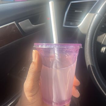 The Bark - Ginger Lemonade Mimosa - Vegan Near Me - Tallahassee, Florida The Bark - Ginger Lemonade Mimosa - Vegan Near Me - Tallahassee, Florida