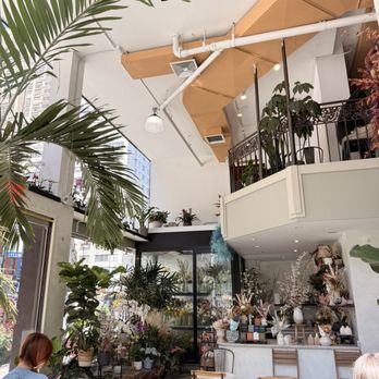 Remi Flower & Coffee - Indoor - Coffee & Tea Near Me - New York, New York Remi Flower & Coffee - Indoor - Coffee & Tea Near Me - New York, New York