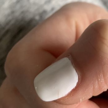 M Nails Boutique - Cracking - Nail Salons Near Me - Schaumburg, Illinois