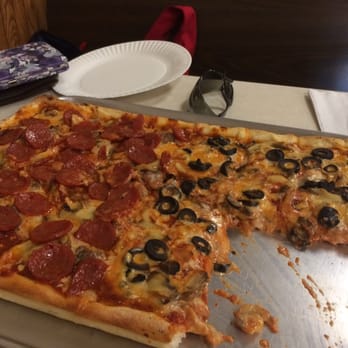 Maroni's Pizza House - Pizza! Ooey, gooey pizza! - Pizza Near Me - Scranton, Pennsylvania Maroni's Pizza House - Pizza! Ooey, gooey pizza! - Pizza Near Me - Scranton, Pennsylvania