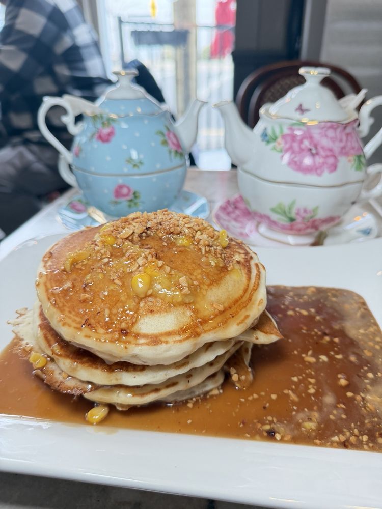Eggty 8 Cafe