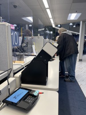 OREGON DMV - Updated July 2026 - 10 Photos & 46 Reviews - 63085 N Hwy ...