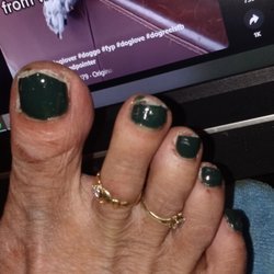 Tip 2 Toe - This is my pedicure from Tip2Toe nails TODAY!!! DON'T GO THERE!