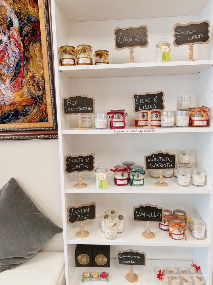 Me Time Aesthetics  Logo