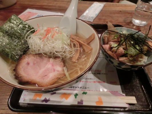 麺道 しゅはり Ramen 桜口町5丁目1 1 神戸市 灘区 兵庫県 Japan Restaurant Reviews Phone Number Yelp