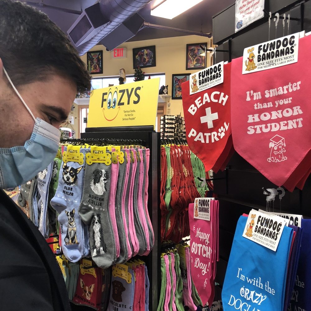 Hello Cats and Dogs - Bandanas - Pet Stores Near Me - Frankenmuth, Michigan Hello Cats and Dogs - Bandanas - Pet Stores Near Me - Frankenmuth, Michigan